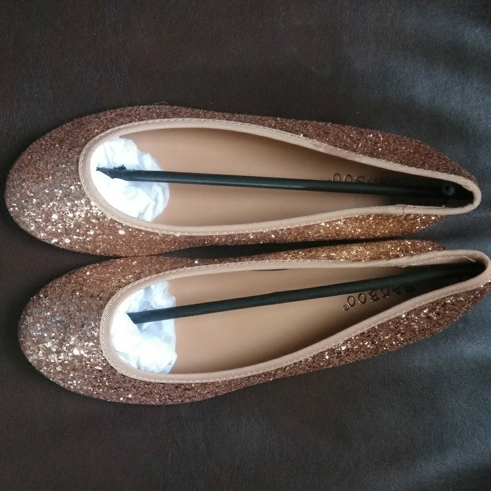ROSE GOLD bamboo brand flats never been worn